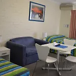 Tottenham Court Motel