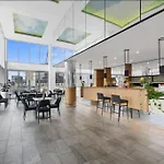 Lovely 2- Bedroom Rental Unit With Free Parking