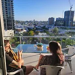 Light Apartment In Amazing Central Location