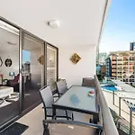 Amazing Astor Apartment ~ 5 Mins Brisbane Cbd