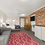 Toowong Villas