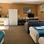 Aspley Pioneer Motel