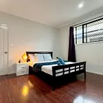 Serene Share Suite In Coopers Plains