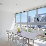 Executive Designer Apartment With Parking