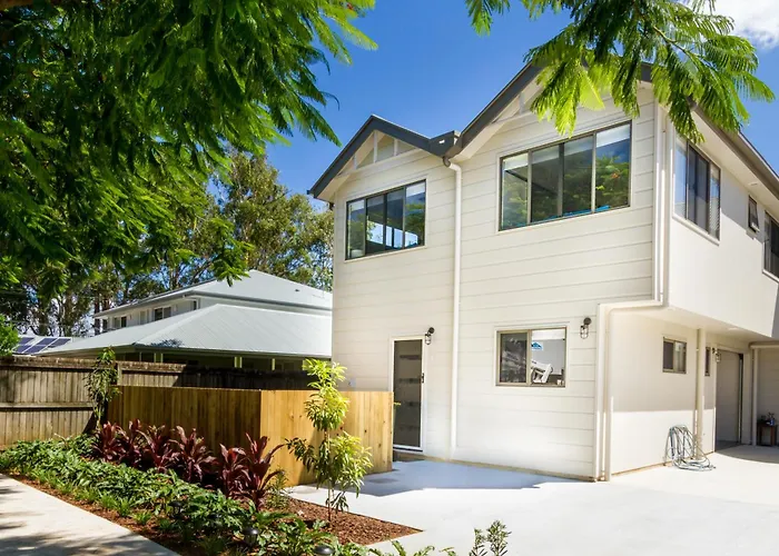 Room To Rent At The Glasshouse Mountains - Wifi
