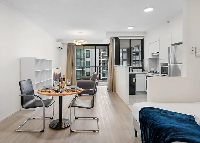 Best Value 2Beds Apt At Cbd With Pool Gym Carpark