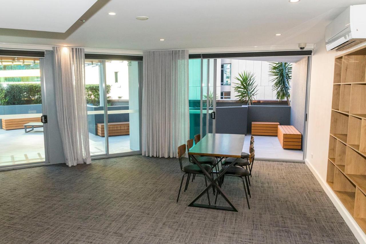 Aparthotel Evolution Brisbane