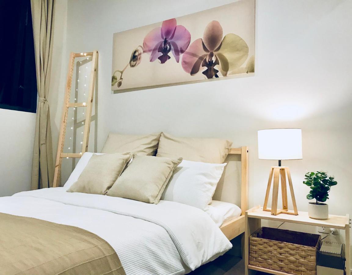 Apartment Airtrip On Merivale Street Brisbane
