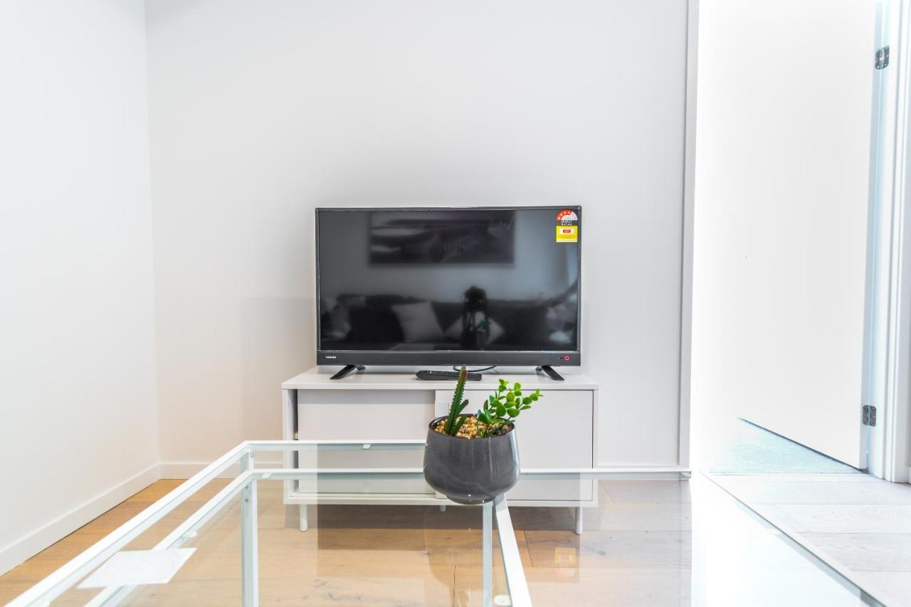 Apartment Airtrip On Merivale Street