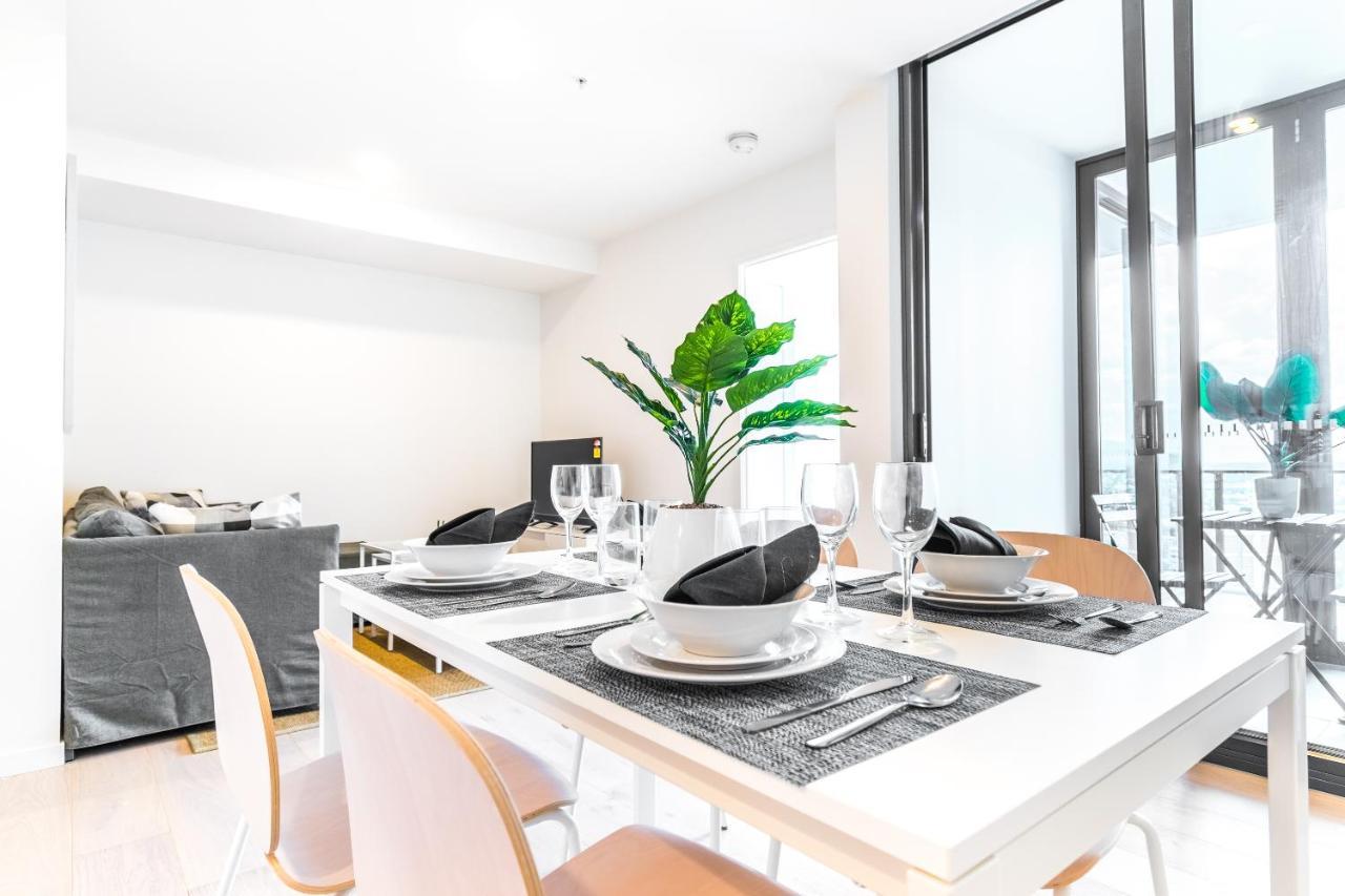 Airtrip On Merivale Street * Brisbane
