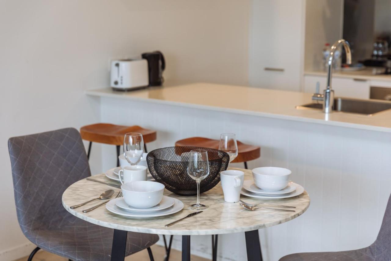 Airtrip On Merivale Street Apartment