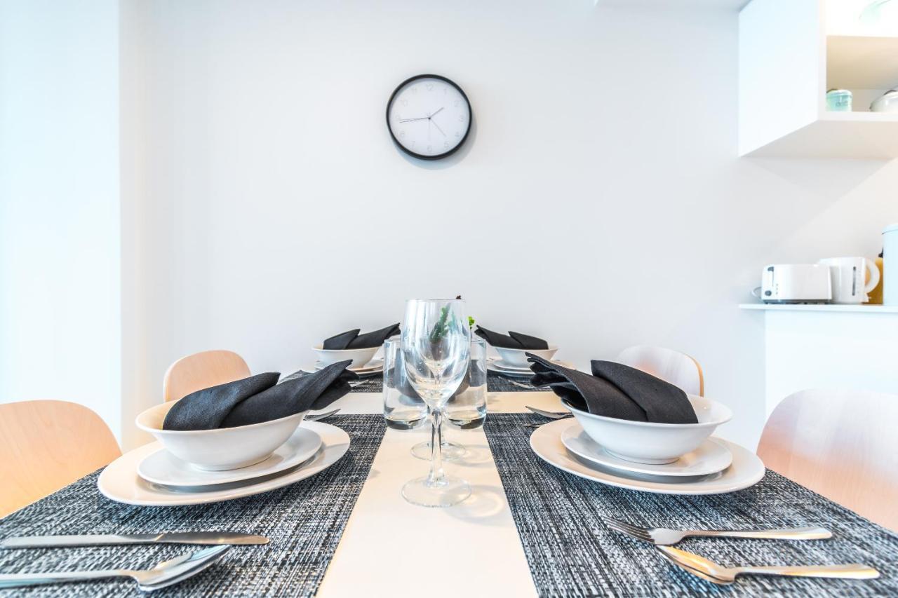 Airtrip On Merivale Street Apartment Brisbane