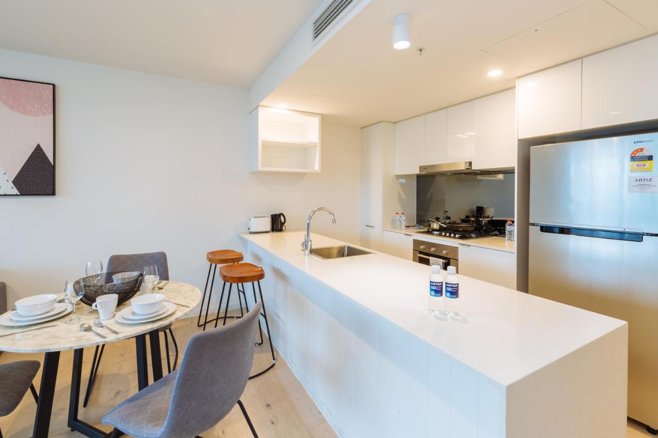 Airtrip On Merivale Street * Brisbane