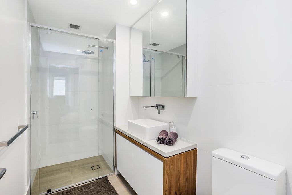 Kozyguru Fortitude Valley 2 Bed Designer + Free Parking Qfv179-803 Apartment *