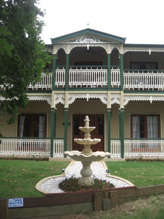 Grove Manor Guest house