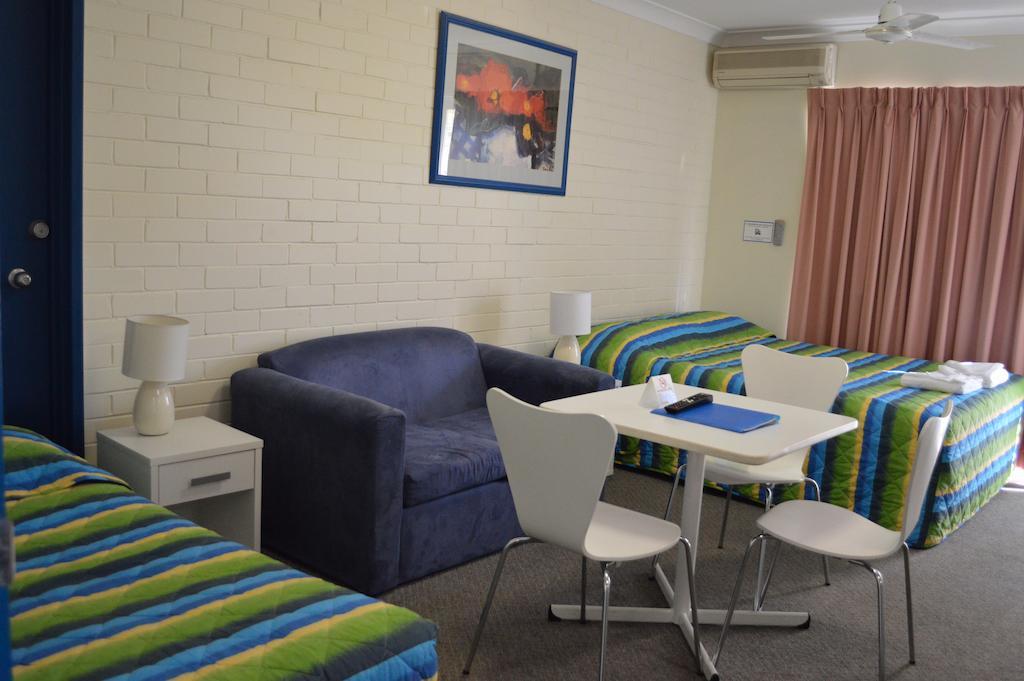 Tottenham Court Motel
