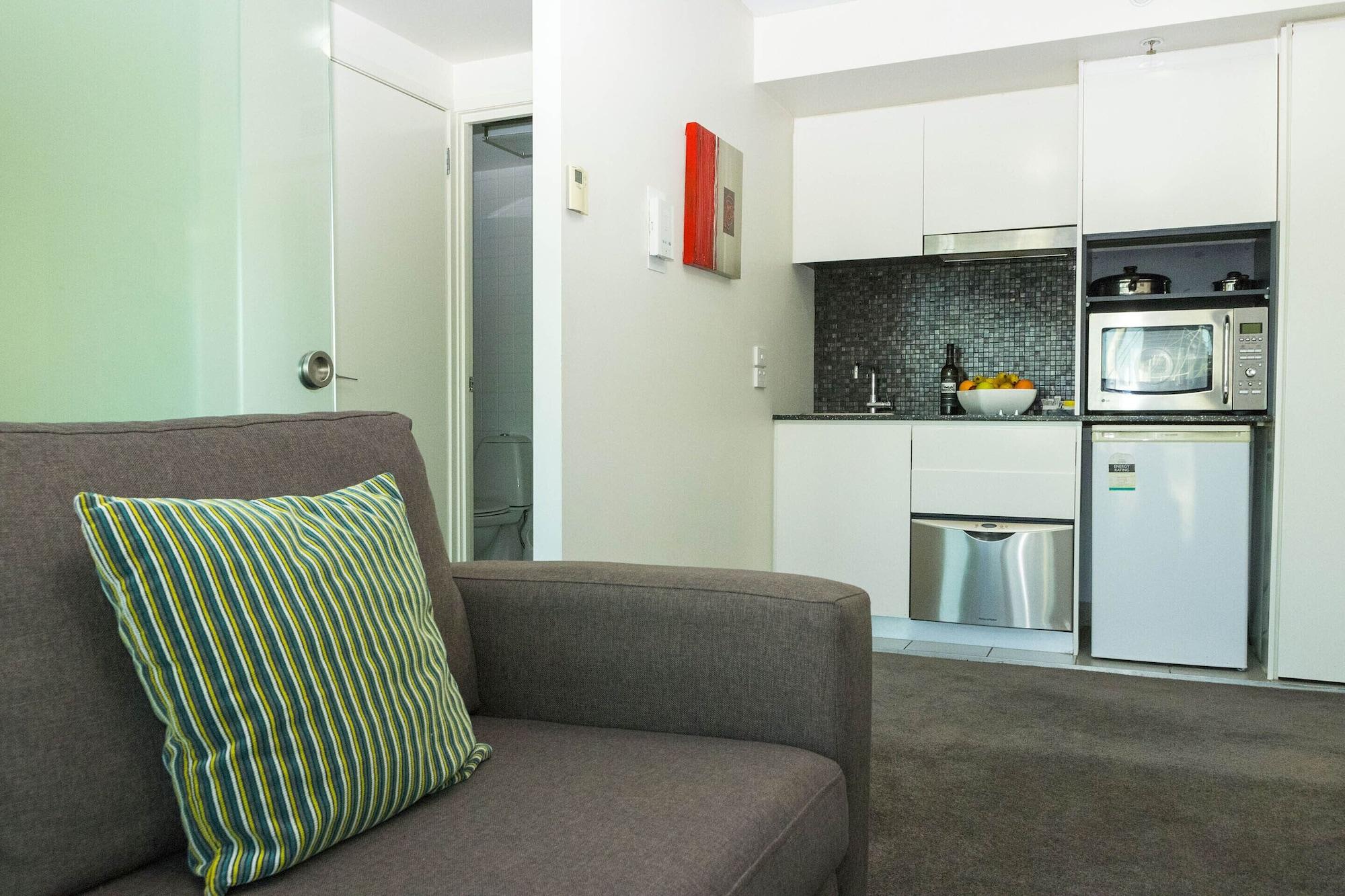 Evolution Aparthotel
