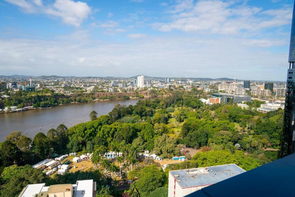 Lvl30 Garden/river Views Balcony By Stylish Brisbane