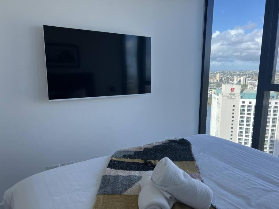 Lvl30 Garden/river Views Balcony By Stylish Apartment Brisbane