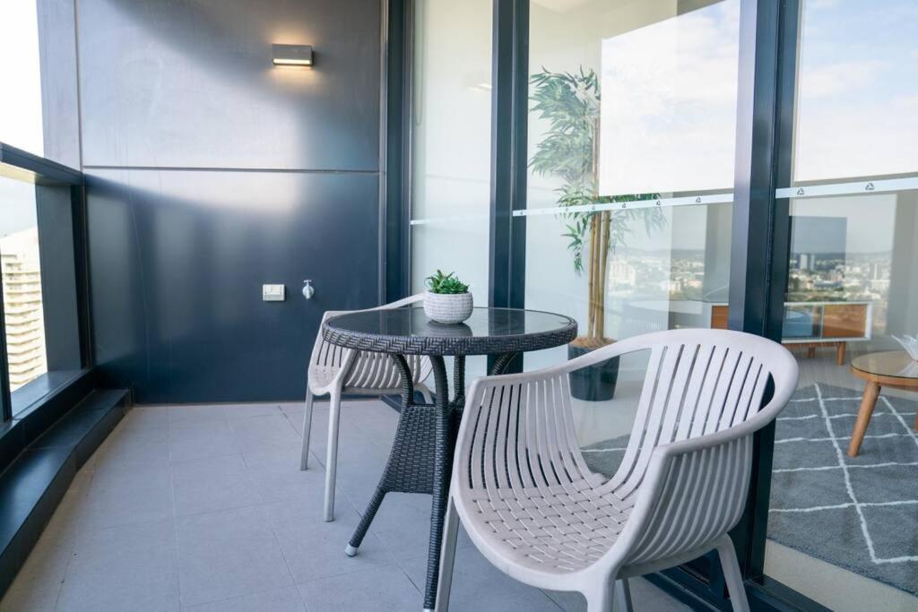 Lvl30 Garden/river Views Balcony By Stylish