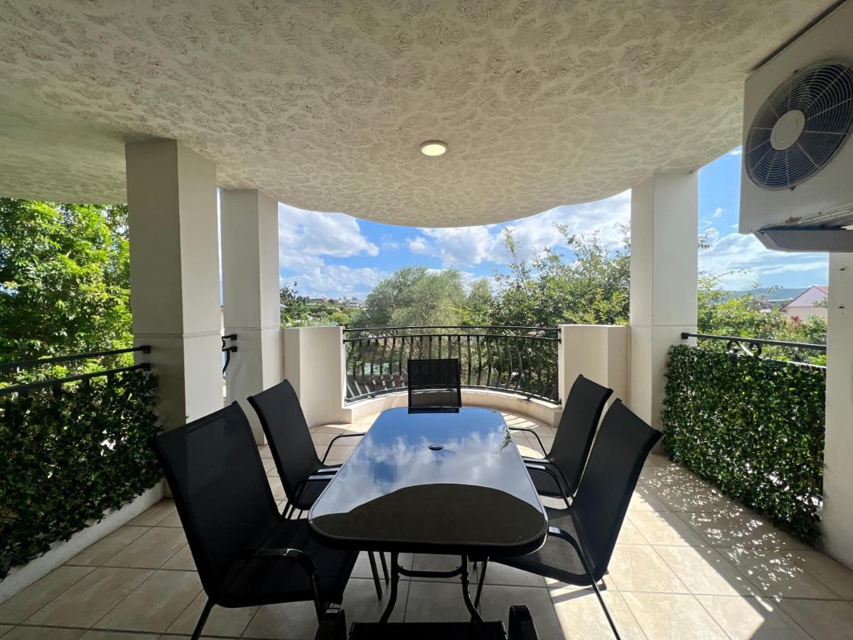 Luxe 2 Bedroom Apt W/ Car Park Apartment