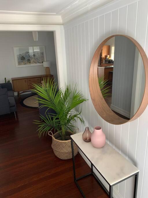 Charming 1920's 4br Freestanding Plantation Qldr. Holiday home