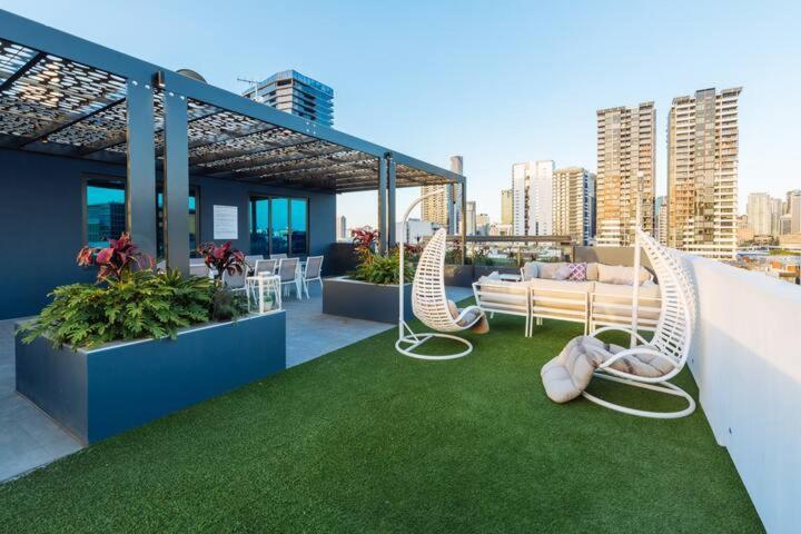 Apartment South Epicentre - 2 Bed 2 Bath *