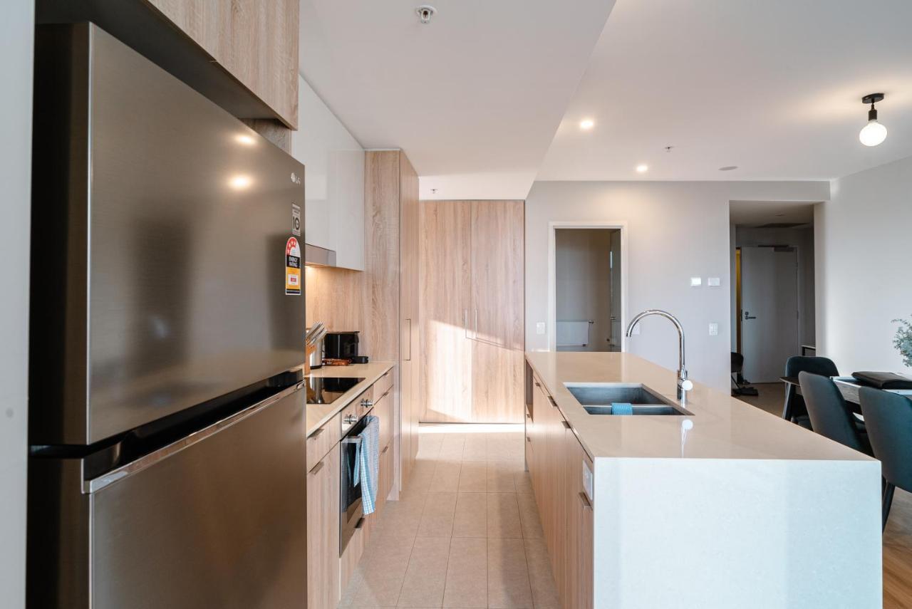 Lux 37th Floor 2br 2bath, Infinity Pool, Gym, Wifi * Brisbane