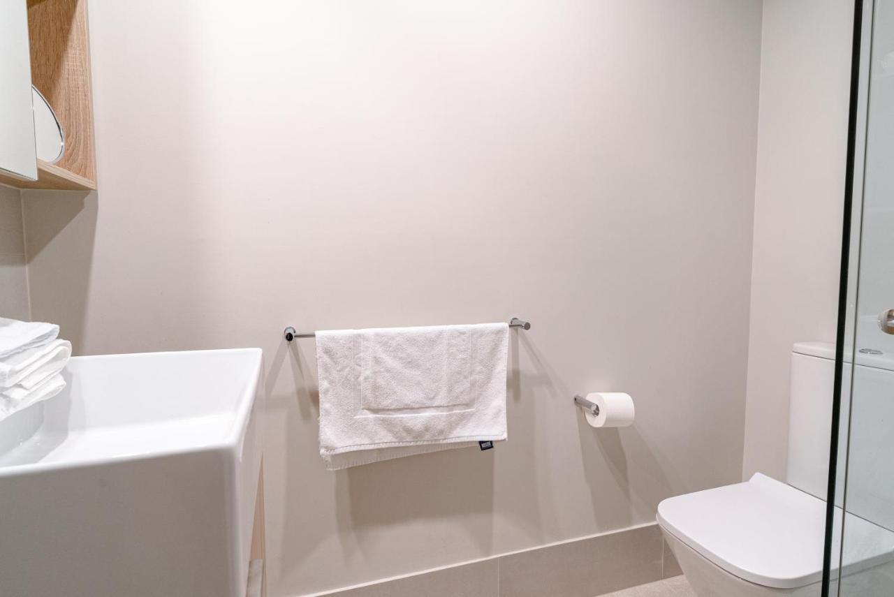 Lux 37th Floor 2br 2bath, Infinity Pool, Gym, Wifi * Brisbane