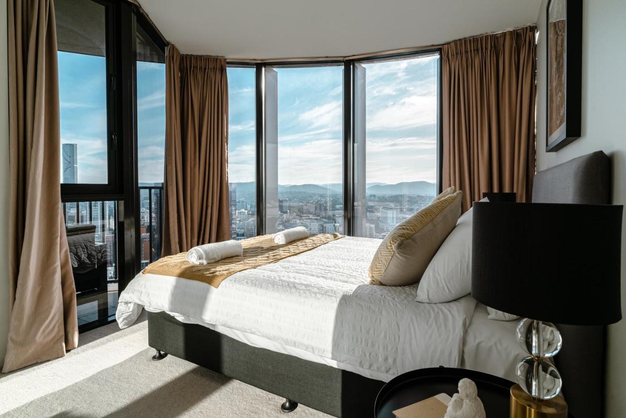 Lux 37th Floor 2br 2bath, Infinity Pool, Gym, Wifi Apartment *