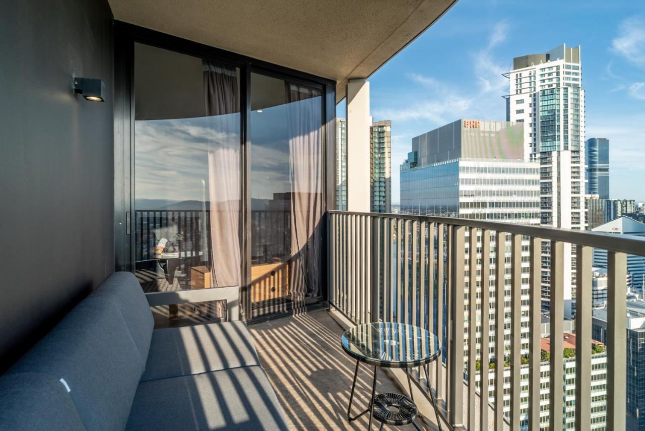Lux 37th Floor 2br 2bath, Infinity Pool, Gym, Wifi Apartment