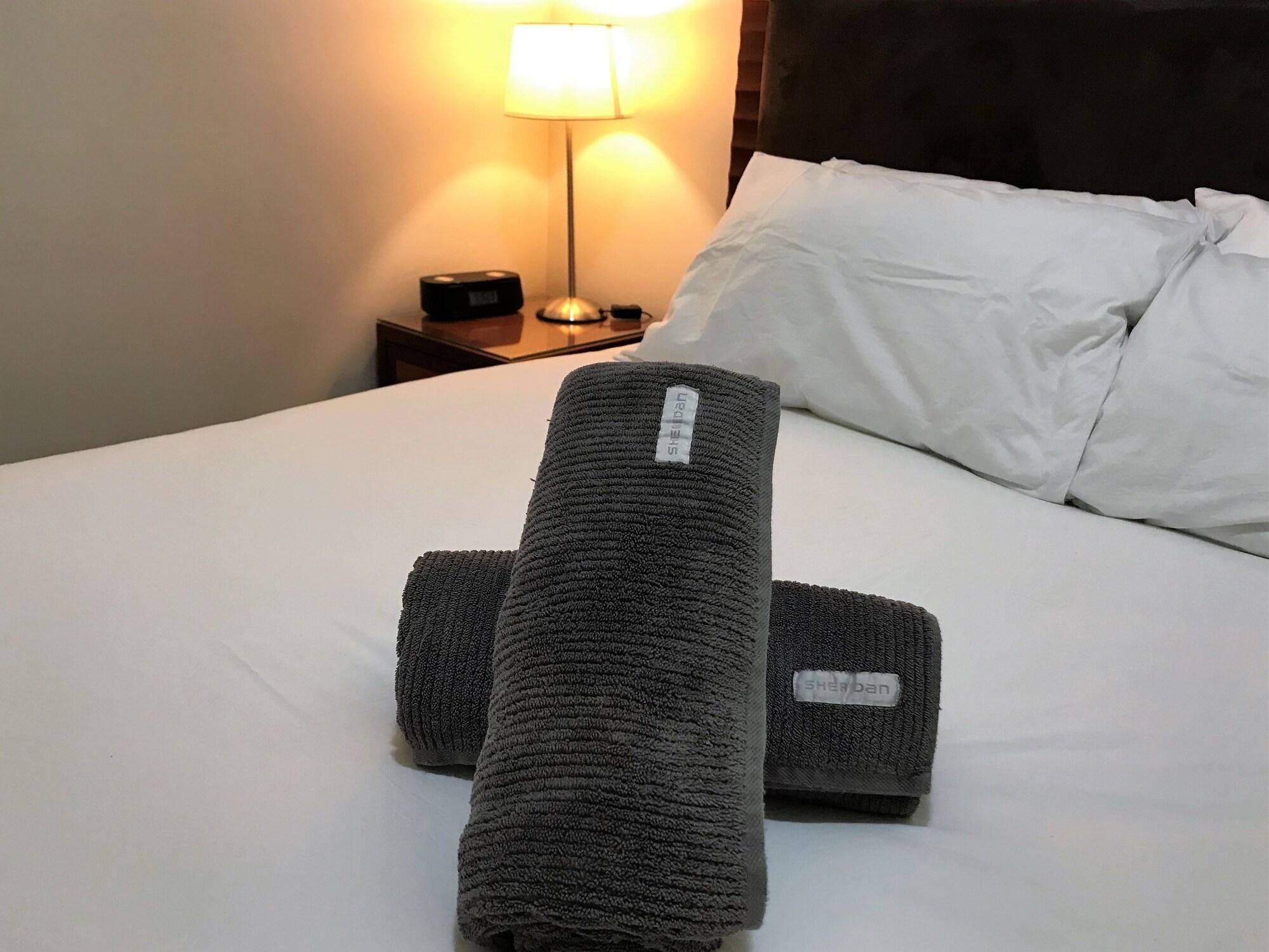 Evolution Aparthotel 4*