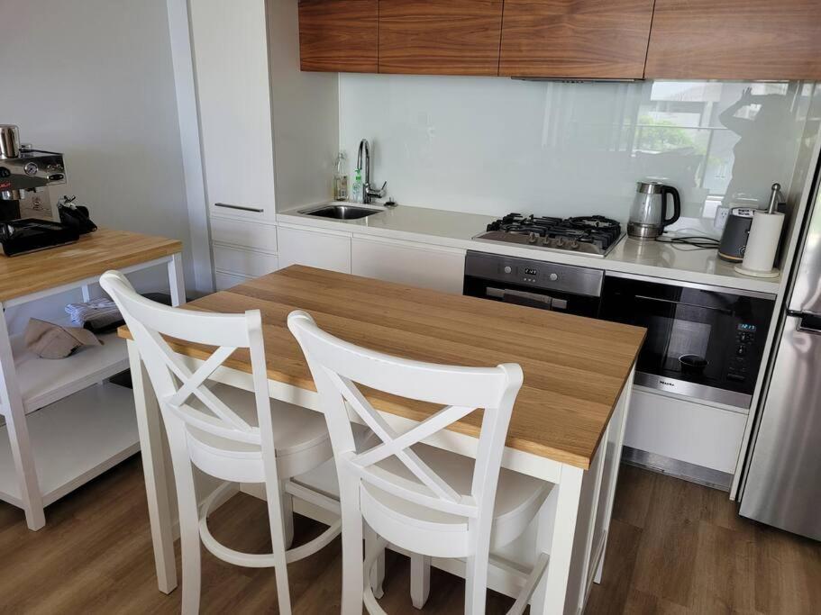 Hamilton , Australia Apartment