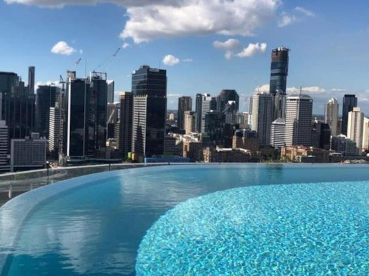 2b Appt With View * Brisbane