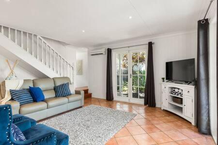 Holiday home Pet-friendly Haven: Fast Wi-fi & Netflix