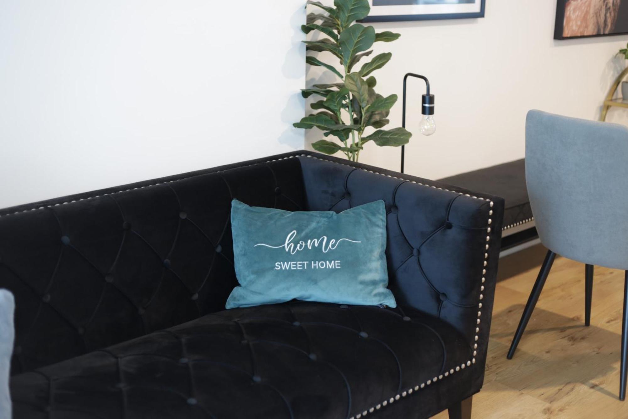 Apartment Cozy 3br Walking Distance To Goma *
