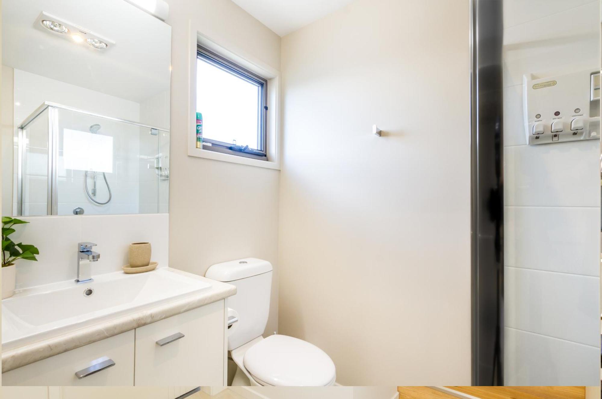 To Rent At The Glasshouse Mountains - Wifi