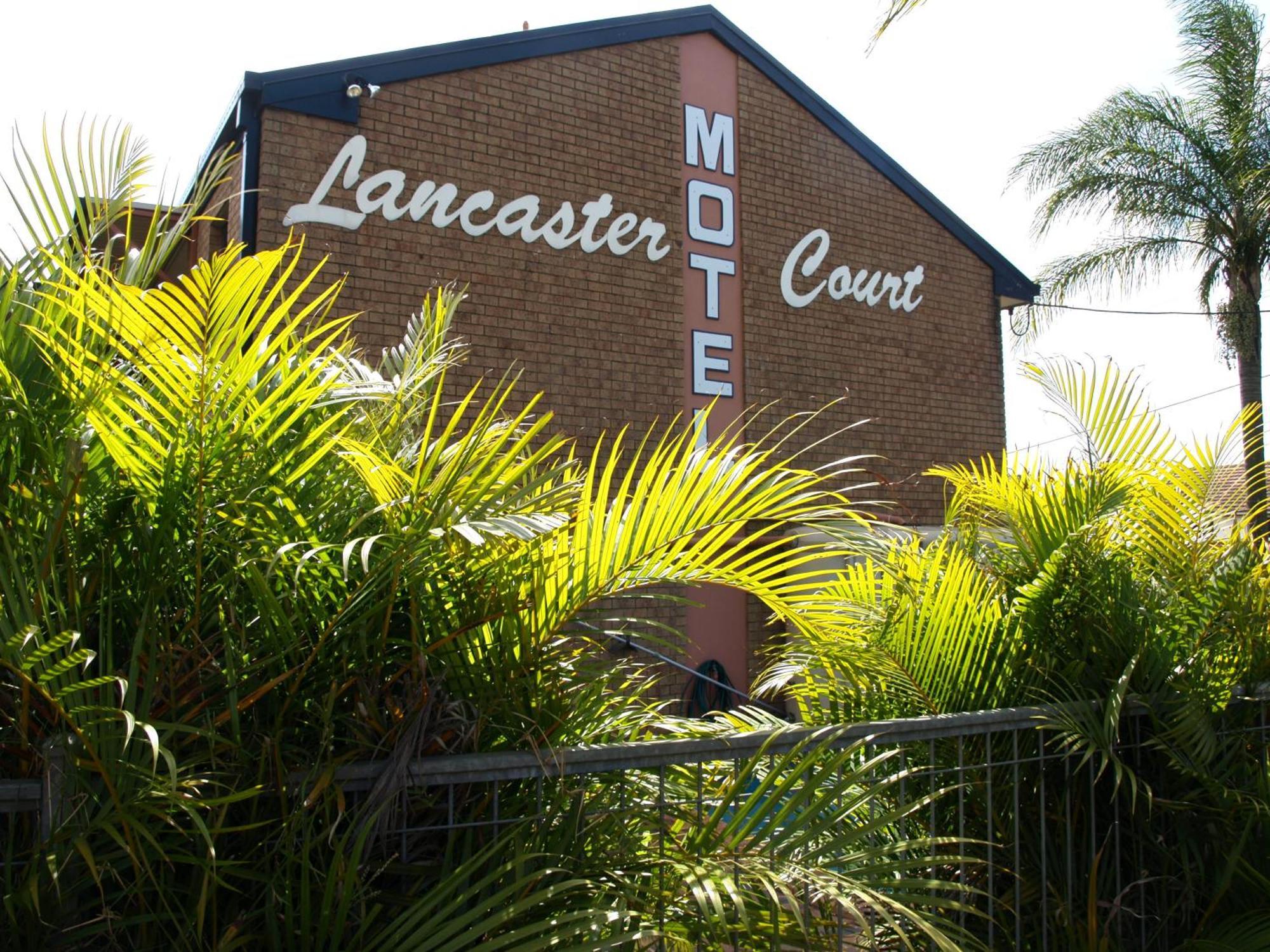 Lancaster Court Motel 3*