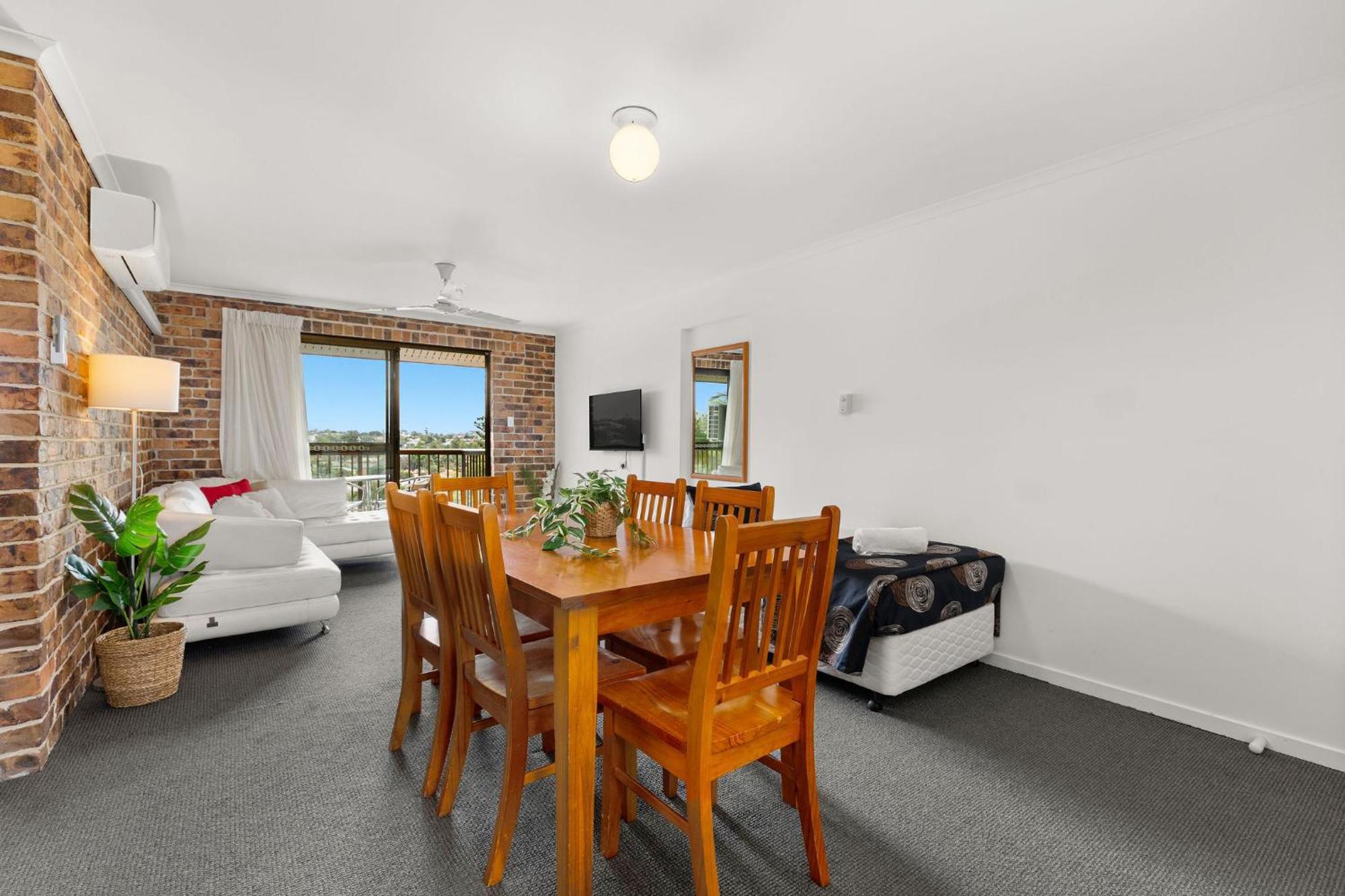 Toowong Aparthotel 4*
