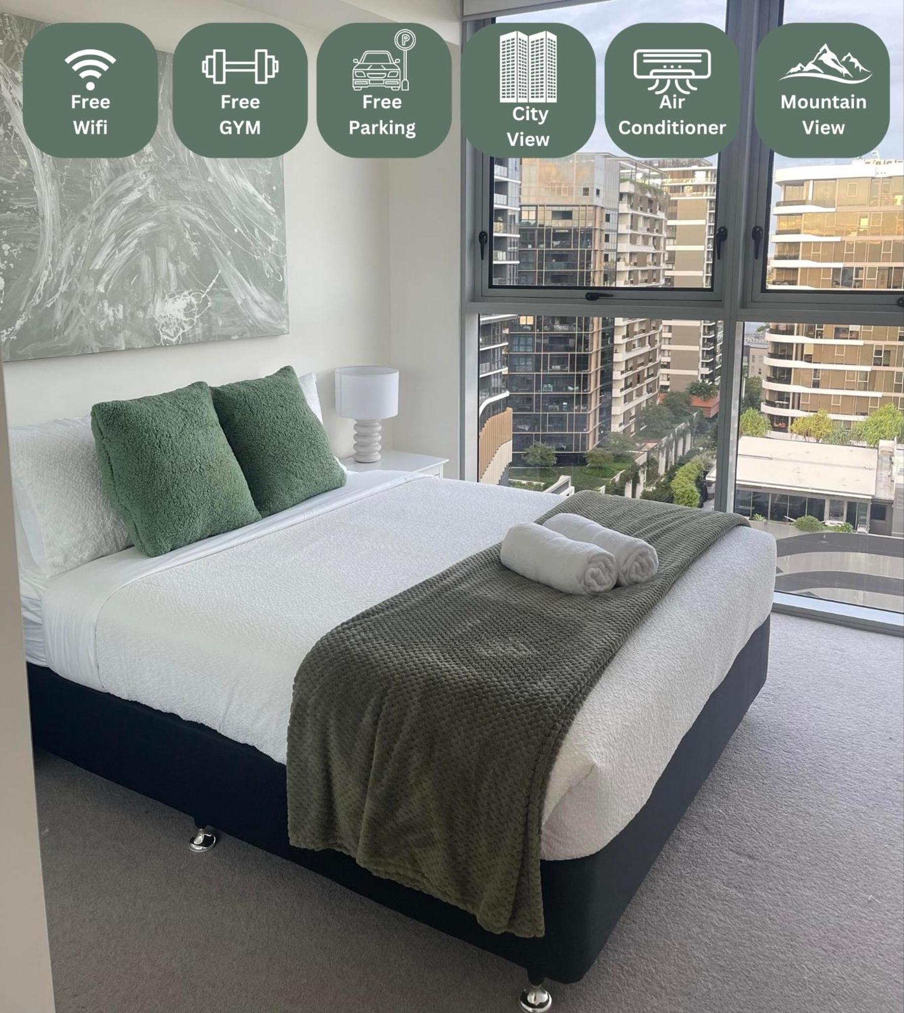 Top-floor Luxe In The Free Parking, Pool, Gym, Wifi Apartamento