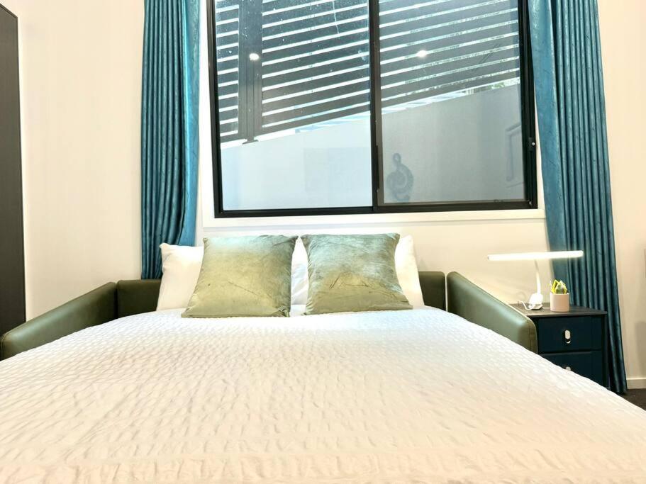 Sharehouse 2bedroom-retreat At Bardon Holiday home *