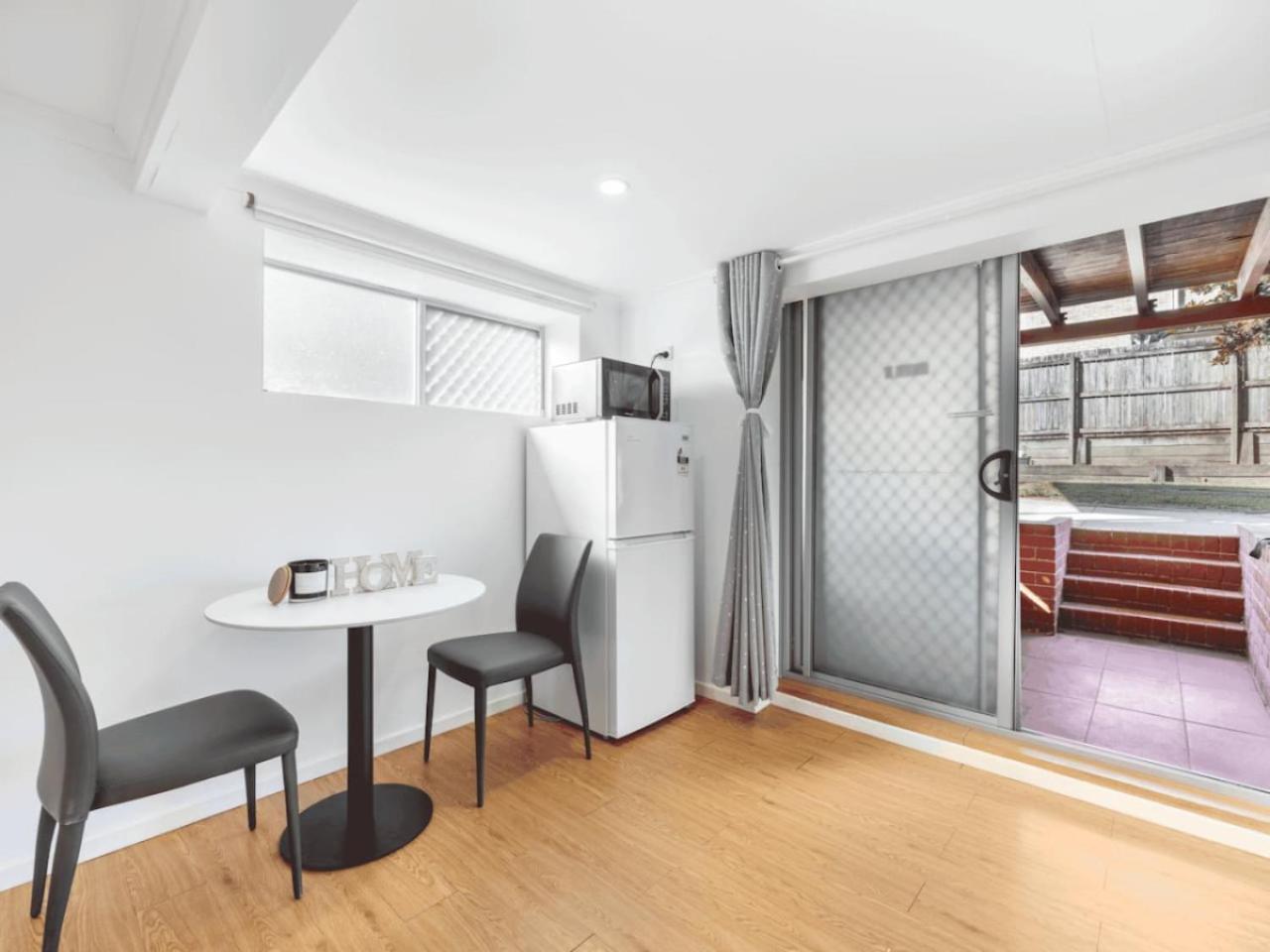 1 Bedroom Unit Near Highway Transports N Shops Apartamento *