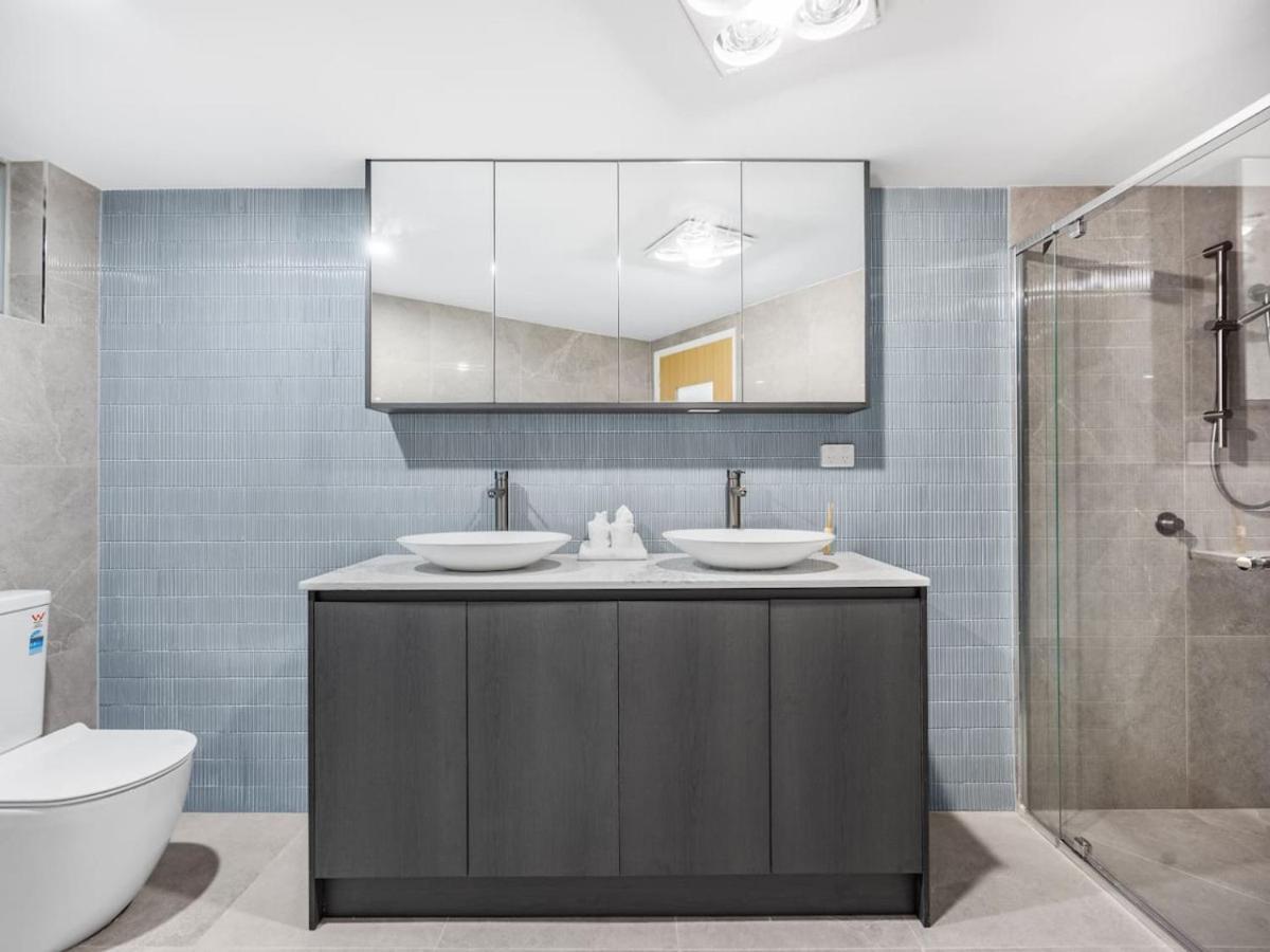 Luxury 4br Cozy Pool, Gym, Sauna, Wparking At Cbd * Brisbane