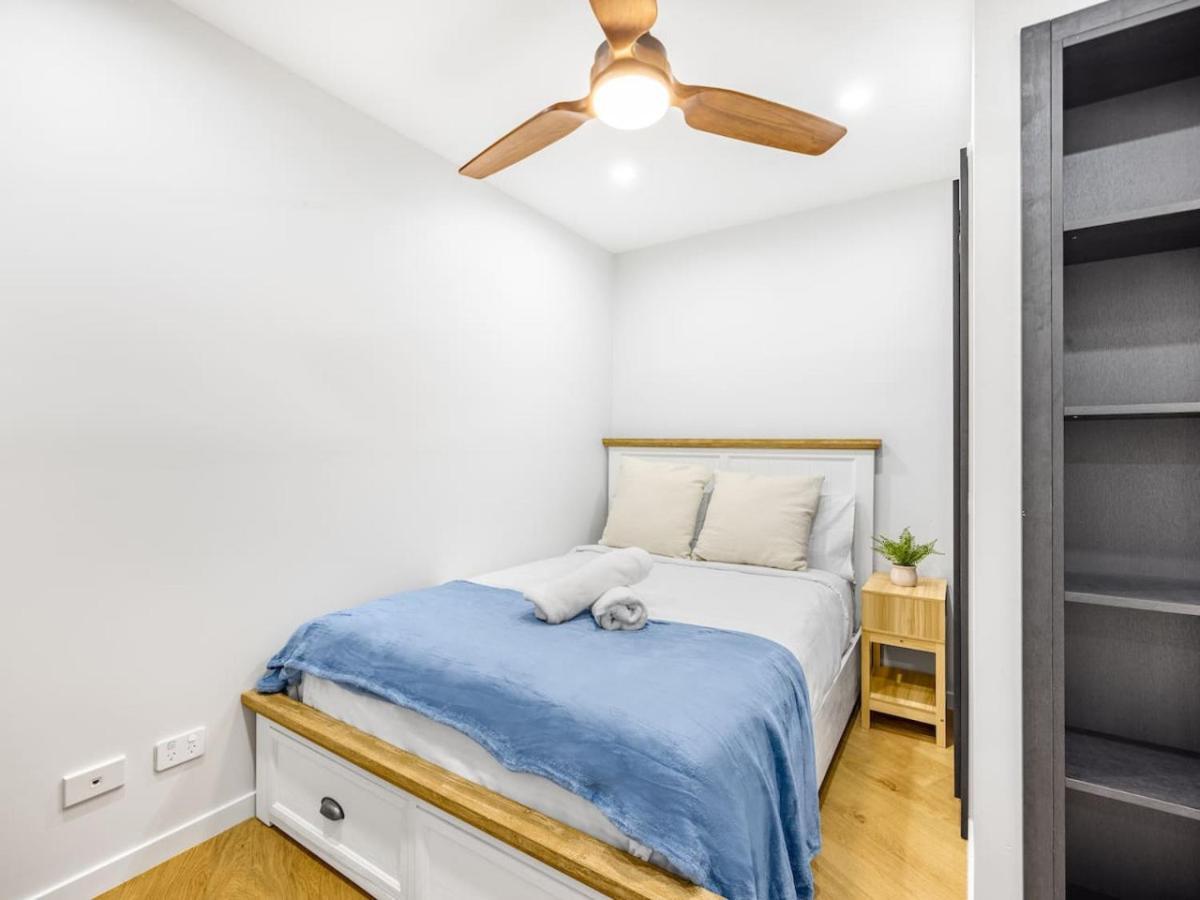 Luxury 4br Cozy Pool, Gym, Sauna, Wparking At Cbd Apartment