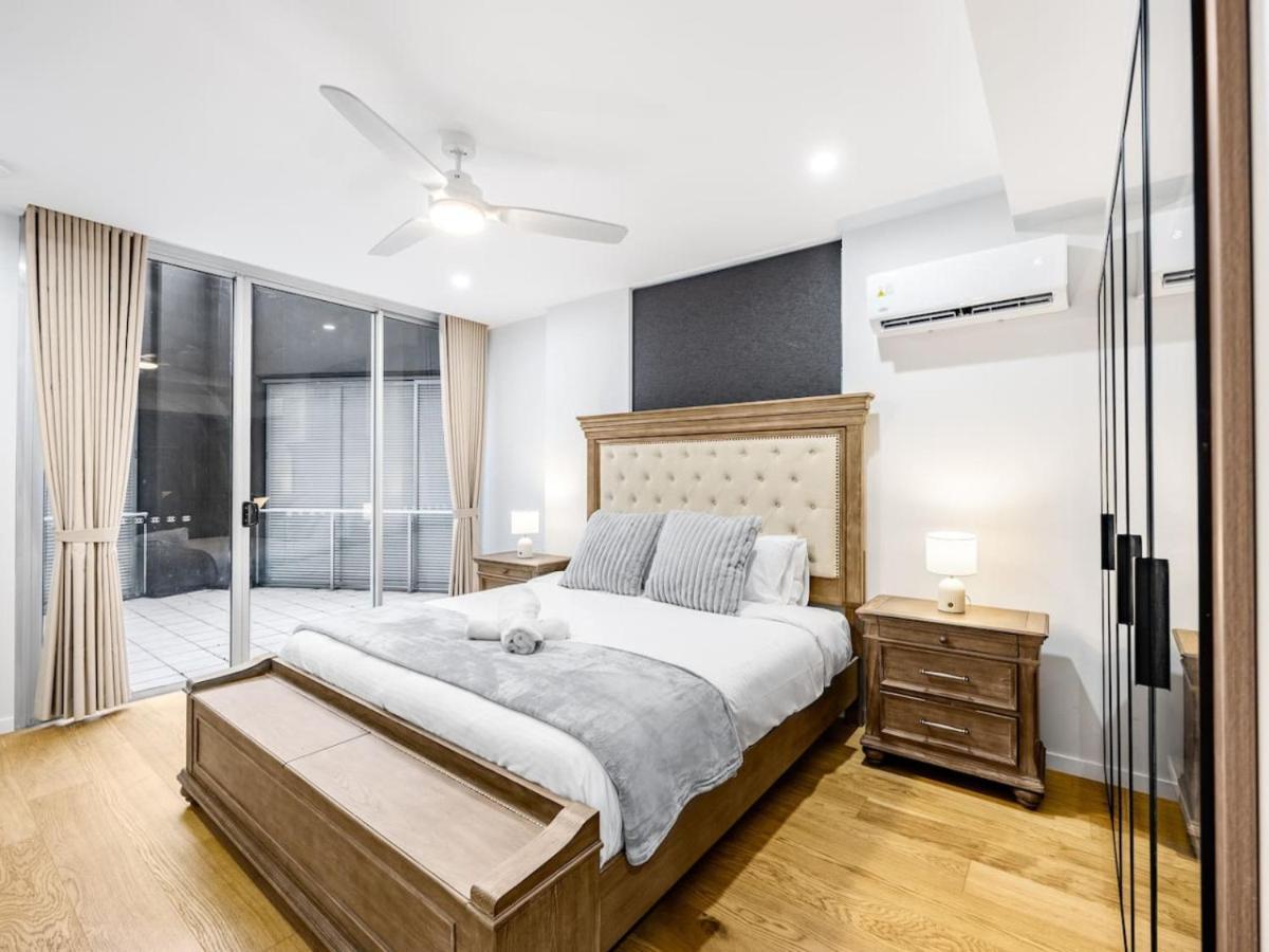 Luxury 4br Cozy Pool, Gym, Sauna, Wparking At Cbd *