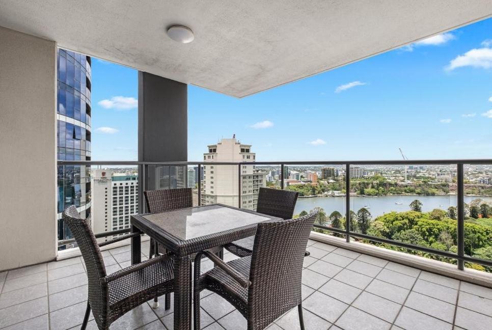 Urban Cbd Elegance With River&botanic Garden Views *