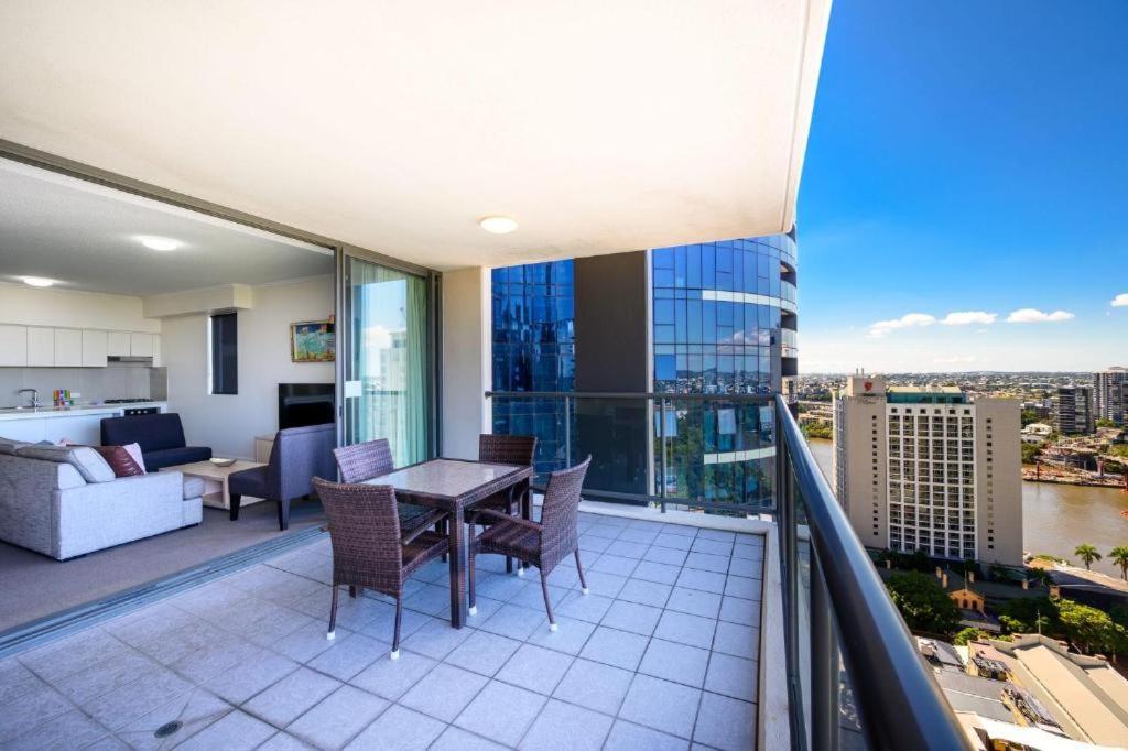 Urban Cbd Elegance With River&botanic Garden Views *