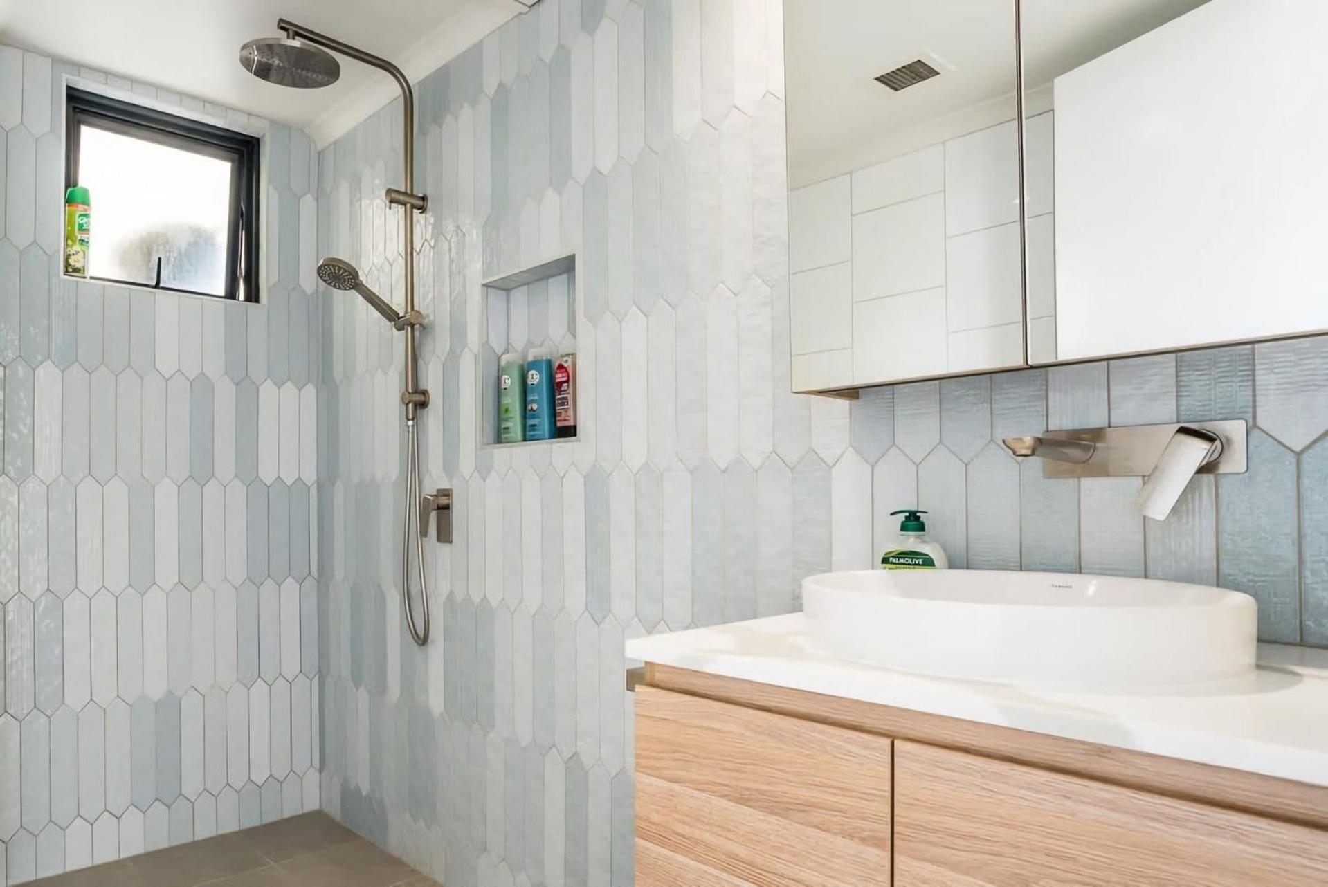 Stylish Retreat With Pool Parking Brisbane