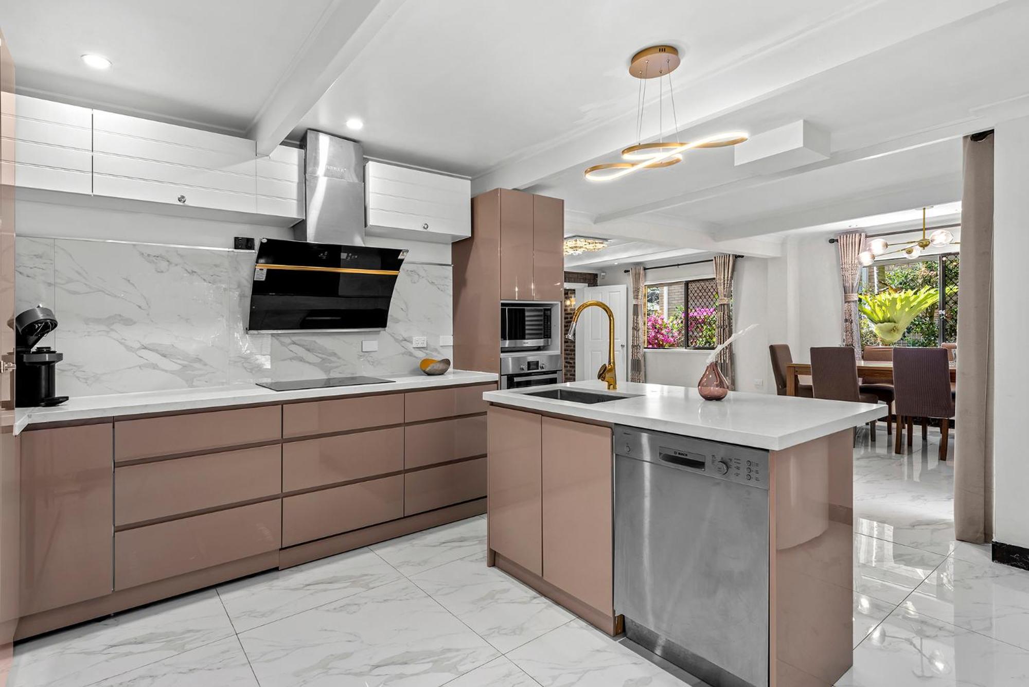 Luxury Living 2b2b In Southern Parking Holiday home