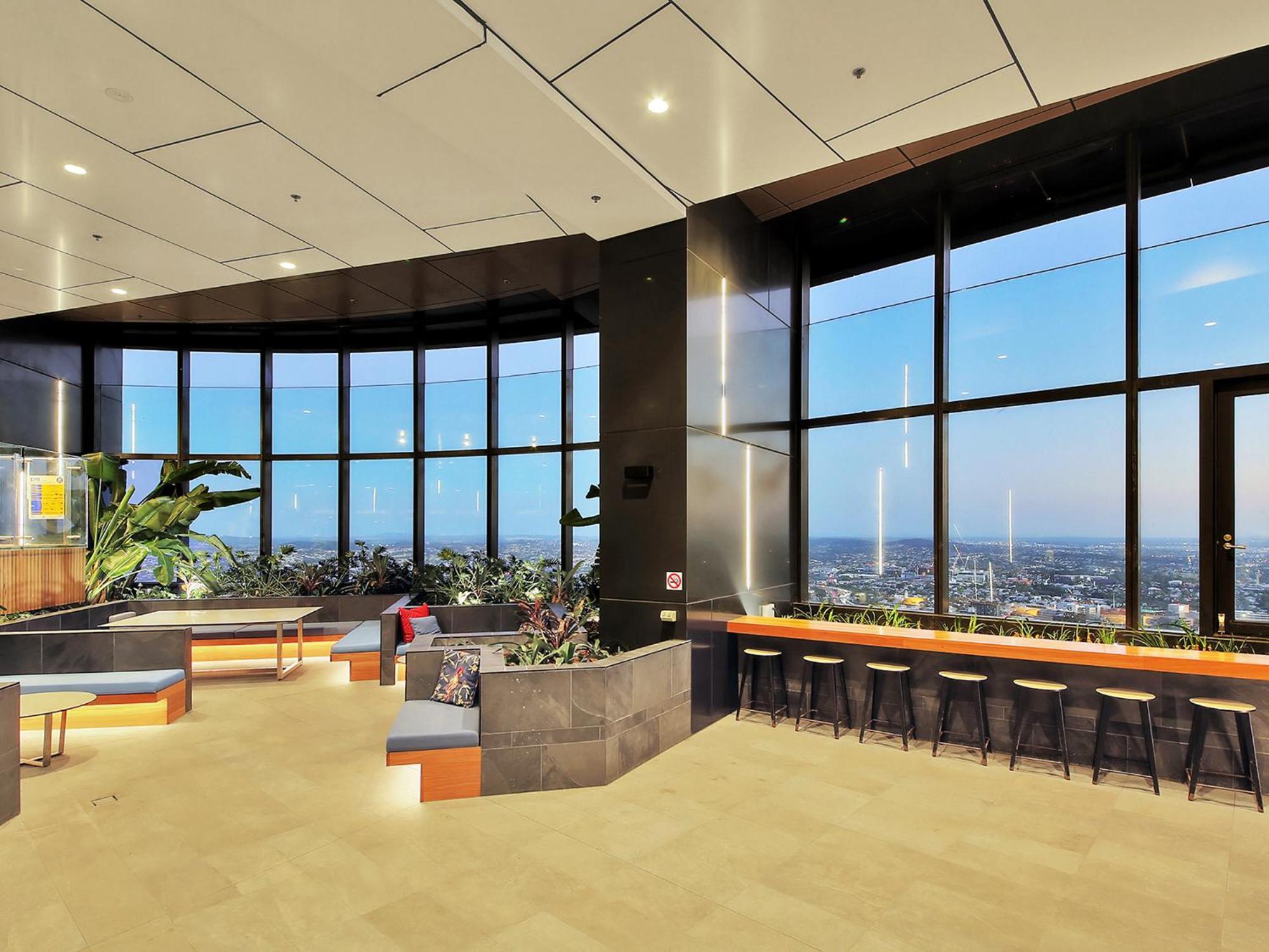 The Gatsby Escape Skytower Luxury Living At Level 71 * Brisbane